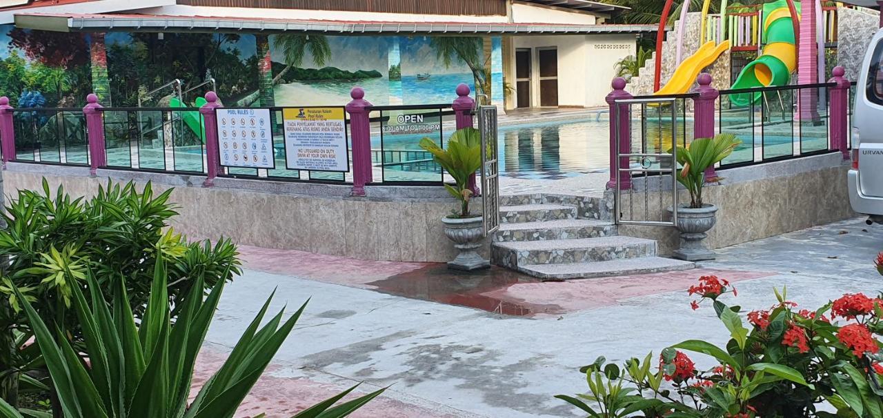 Rasa Senang Villa -Islam Guest Only Pantai Cenang  Exteriör bild