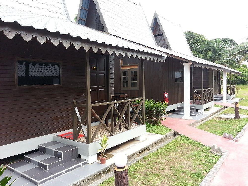 Rasa Senang Villa -Islam Guest Only Pantai Cenang  Exteriör bild