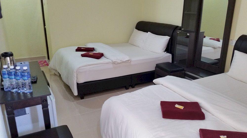 Rasa Senang Villa -Islam Guest Only Pantai Cenang  Exteriör bild