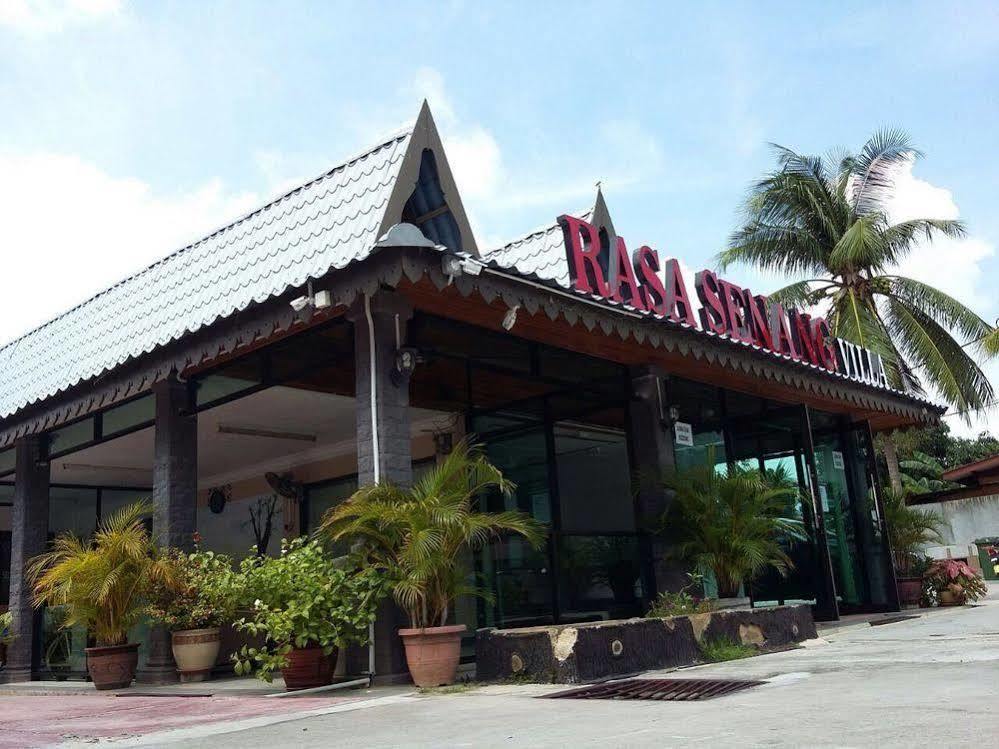 Rasa Senang Villa -Islam Guest Only Pantai Cenang  Exteriör bild