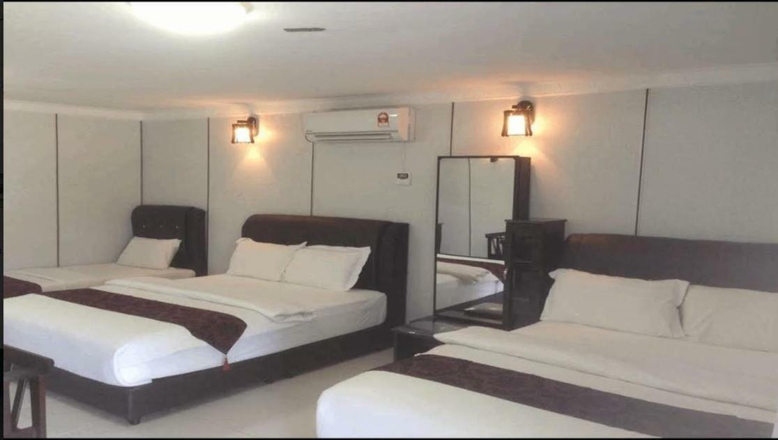 Rasa Senang Villa -Islam Guest Only Pantai Cenang  Exteriör bild